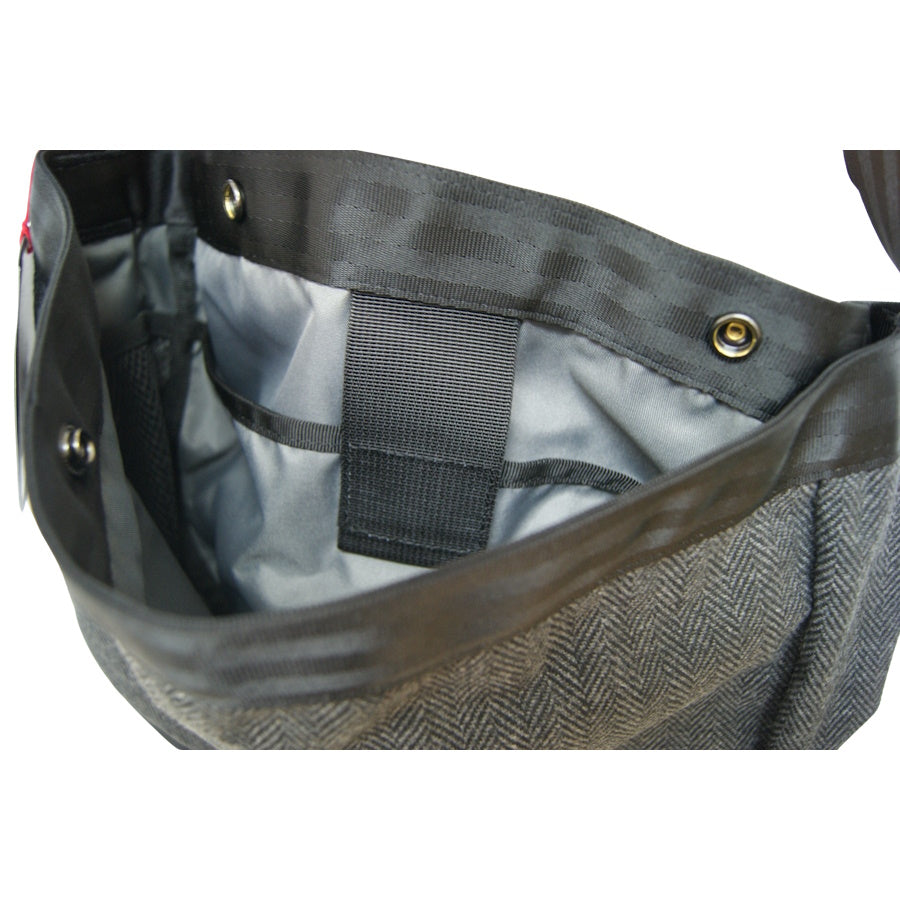 CHROME クローム NEWSPAPER MESSENGER SM ニュースペーパーメッセンジャー ショルダーバッグ