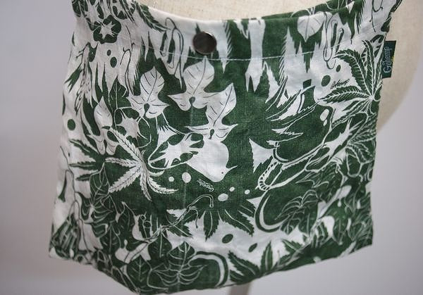 クリックポスト発送GO HEMP SACOCHE /“ 麻朝ひょうたん ” PRINT
