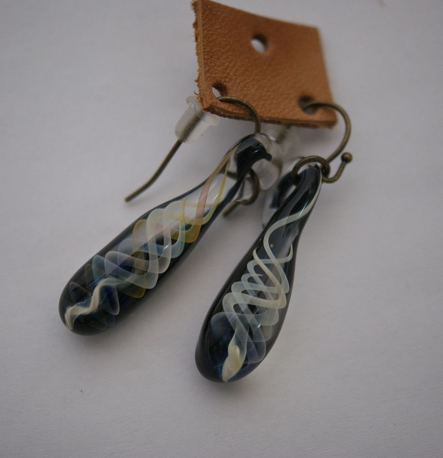 ハンドメイドのガラスアクセサリークリックポスト発送Euony-Glass ユーオニーグラス ピアス ガラスピアス