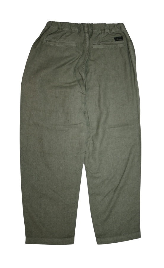 ヘンプと廃棄ペットボトルの再利用繊維を混紡した生地を使用 GOHEMP ゴーヘンプ ONE TUCK ACTIVE PANTS ワンタックアクティブパンツ 9分丈パンツ