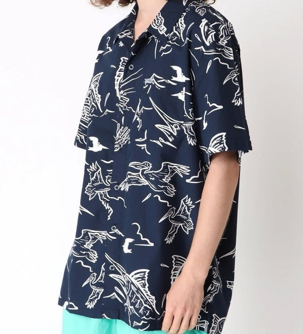 夏らしいフィッシングモチーフで、着こなしのシーンがひろがるコットン素材のアロハシャツColumbia コロンビア トローラーズベストショートスリーブシャツ Trollers Best SS Shirt フィッシング アウトドア