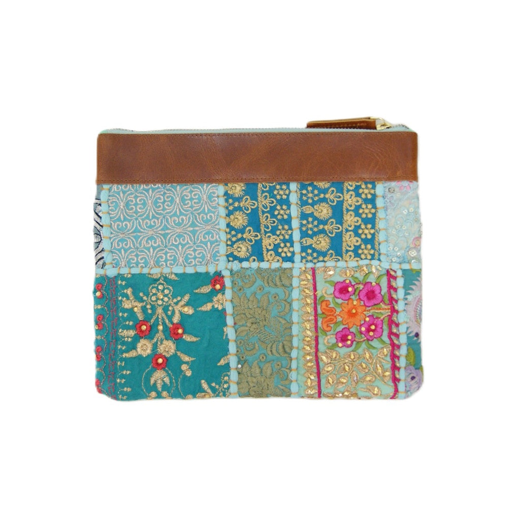 チャイハネ　Amina  ザリカンバディアポーチ　エスニック　インド　刺しゅう
