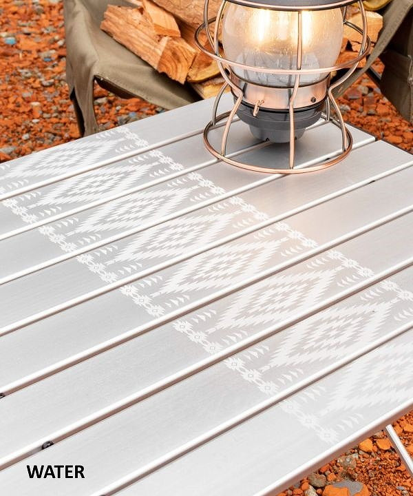 ネイティブアメリカンモチーフをプリントしたテーブルノマディテーブル キャンプ アウトドア チャイハネ キャンプギア 折り畳みテーブル